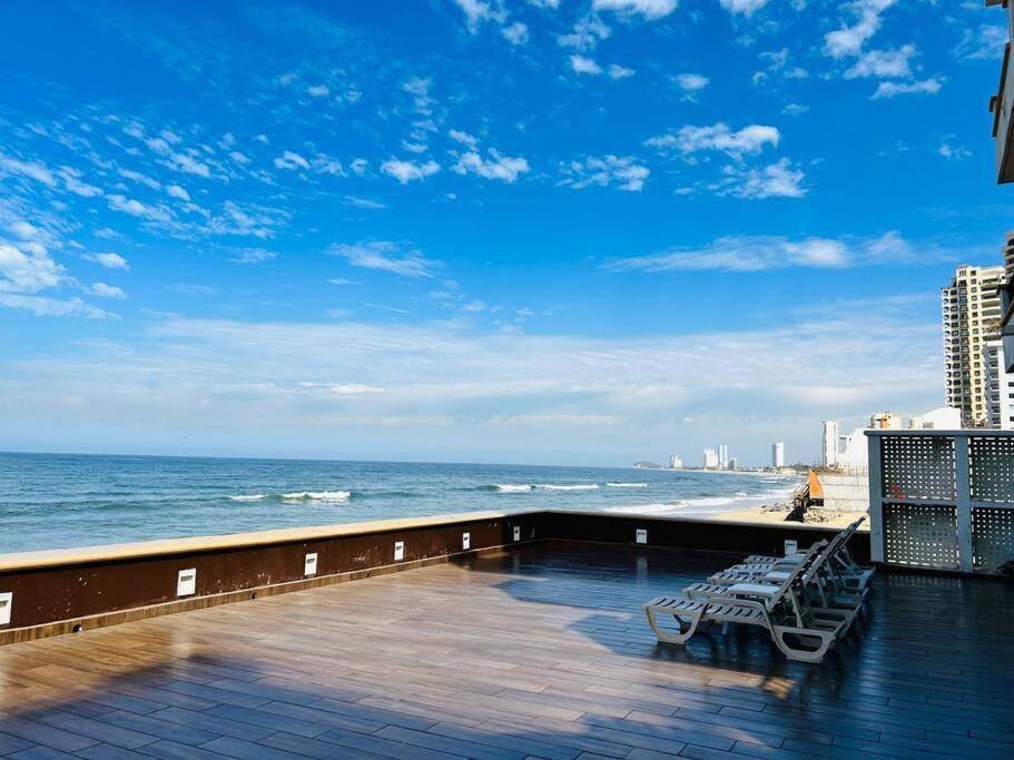Depa Frente A La Playa By G P S Rentas Apartment Mazatlan Luaran gambar
